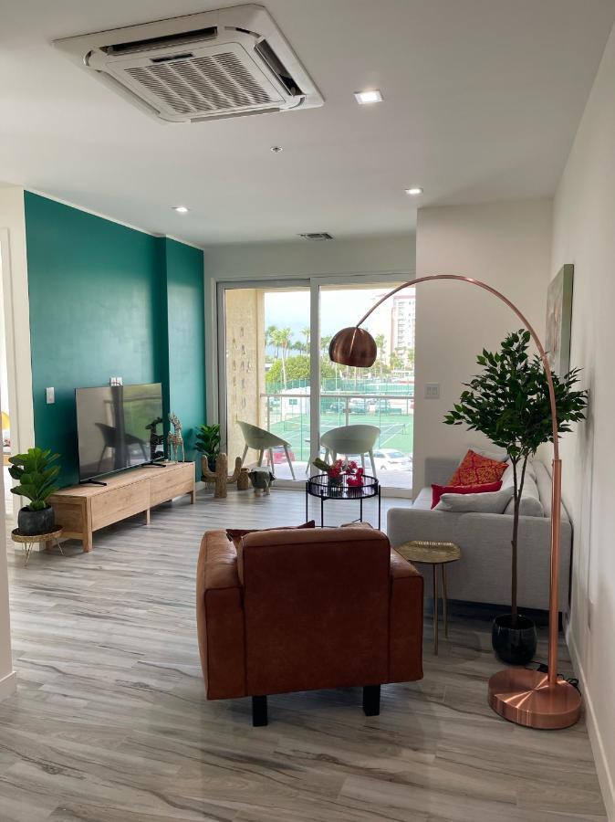 Luxury Ocean View Condo @ Aruba'S Palm Beach Exterior foto